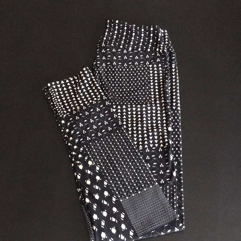 LuLaRoe OS Leggings